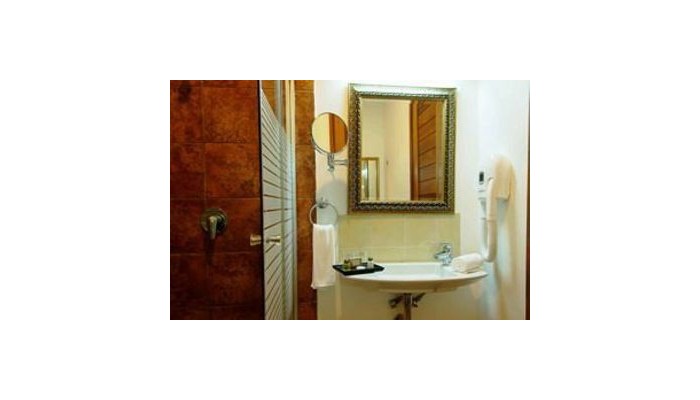 Colosseum Hotel And Fitness Club poza 9