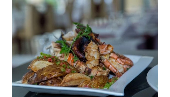 Ngalawa Hotel & Resort poza 8