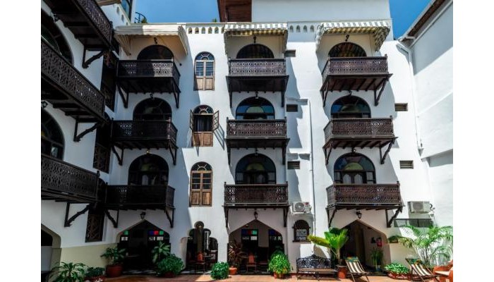 Dhow Palace Hotel poza 0
