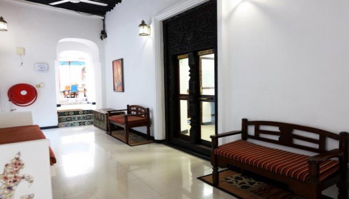 Tausi Palace Hotel poza 3